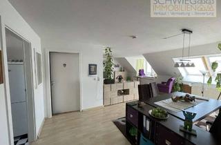 Wohnung kaufen in 14471 Potsdam West, Dachgeschosswohnung in Potsdam West, 2 Zimmer, Küche, Bad, Kellerraum und PKW-Stellplatz