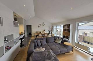 Wohnung kaufen in 30880 Laatzen, Helles Wohnparadies in Laatzen: Großzügiger Balkon und genehmigter Dachbodenausbau warten auf Sie!