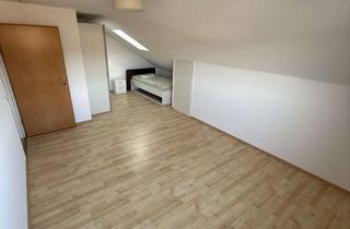 Wohnung mieten in Reußensteinstraße 47, 73230 Kirchheim, Moderne 1-Zimmer Wohnung im DG in Kirchheim-Jessingen - ab sofort bezugsfrei