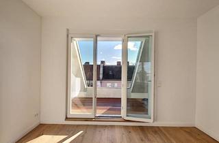 Wohnung mieten in 10247 Friedrichshain, Exklusive 4-Zimmer Dachgeschosswohnung mit Dachterrasse in Friedrichshain