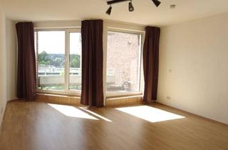 Wohnung mieten in Lochnerstraße 31, 40878 Ratingen, verkehrsgünstige und moderne 1-Zimmer-Wohnung in Ratingen-Mitte mit EBK und sonnigem Süd-Balkon