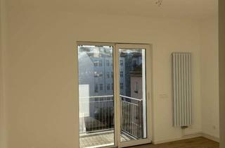 Wohnung mieten in Berliner Allee 92, 13088 Weißensee, 4-Zimmer Wohnung, WG geeignet, modernisiert, 5 Jahre m. Option, teilmöbeliert, in Weißensee