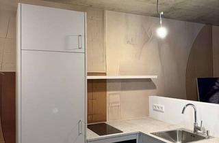 Lofts mieten in 60385 Ostend, Möblierte Loft Wohnung mit Garten und Terrasse im Ostend