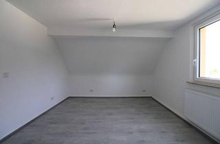 Wohnung mieten in Liebermannstraße 38, 44795 Weitmar, Renovierte 3 1/2 Dachgeschosswohnung in Bochum-Weitmar