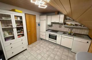 Wohnung mieten in 73240 Wendlingen, Gepflegte, helle 2,5-Zimmer-DG-Wohnung mit Einbauküche in Wendlingen am Neckar