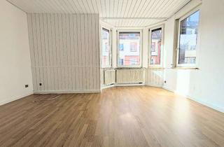 Wohnung mieten in 70199 Süd, *Schön aufgeteilte Dreizimmer-Altbauwohnung mit Küchenbalkon*WG-tauglich*