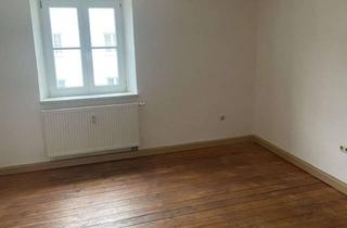 Wohnung mieten in Gerhart-Hauptmann-Str. 2a, 96317 Kronach, Schöne individuelle 3-Zimmer-Wohnung in der Siedlung