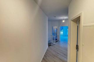 Wohnung mieten in Heerstraße 613/615, 13591 Staaken, Saniertes 4-Zimmer-Wohnhighlight auf zwei Ebenen mit Terrasse