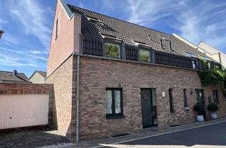 Haus kaufen in 53859 Niederkassel, Ein echtes Raumwunder in ruhiger, familienfreundlicher Lage–nur einen Spaziergang vom Rhein entfernt