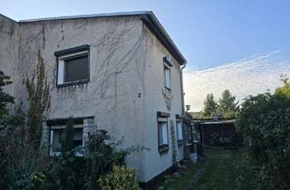 Einfamilienhaus kaufen in 06792 Sandersdorf, Kleines Einfamilienhaus in bevorzugter Siedlung!