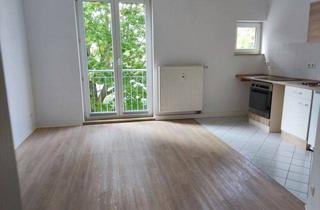 Wohnung mieten in Florastraße 20, 09131 Chemnitz, 1. OG + Design-Belag +kleine Einbauküche inklusive !!! frei ab 1.3.26