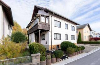 Haus kaufen in 96242 Sonnefeld, Großes Wohnhaus in ruhiger Lage von Sonnefeld!