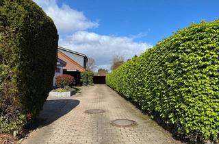 Einfamilienhaus kaufen in 21465 Reinbek, Großzügiges Einfamilienhaus mit 232 m² – Sauna, Südterrassen, ruhige Waldrandlage, courtagefrei