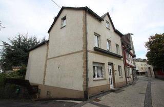 Einfamilienhaus kaufen in 53545 Linz, Gepflegtes renovierungsbedürftiges Einfamilienhaus 200 m² schöner Garten Zentrum von Linz Ruhiglage