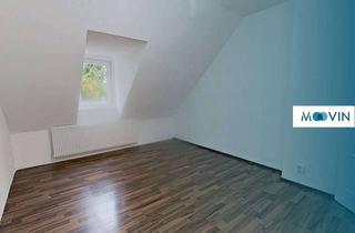 Wohnung mieten in Heeper Straße 278a, 33607 Innenstadt, Gemütliche 2-Zimmer-Dachgeschosswohnung mit Wohnküche und Wannenbad