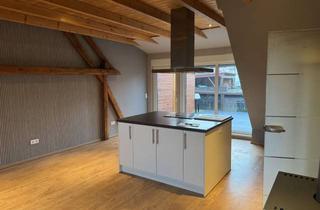 Wohnung mieten in 34270 Schauenburg, Helle 3-Zimmer Dachgeschosswohnung mit Balkon in Schauenburg