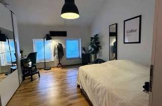 Wohnung mieten in 45279 Freisenbruch, Traumhafte Wohnung mit Westbalkon und Blick ins Grüne