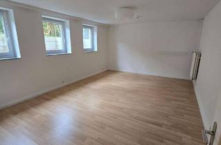 Wohnung mieten in 22589 Iserbrook, 1- Zi. Souterrain-Whg. zu vermieten - HH-Iserbrook