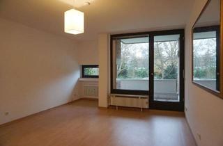 Wohnung mieten in Cracauer Straße 57, 47799 Cracau, Sonnige, ruhige 1,5-Zimmer-Wohnung mit Balkon, Bad und Einbauküche in Krefeld