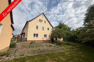 Haus kaufen in 90518 Altdorf, Charmantes Anwesen mit Nebengebäuden und großzügigem Garten in Altdorf-Eismannsberg