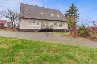 Haus kaufen in 31860 Emmerthal, Geräumiges, freistehendes Dreifamilienhaus in ruhiger Lage von Emmerthal Lüntorf!