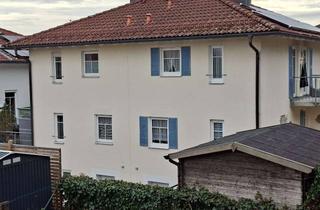 Haus kaufen in Kolbermoorer Str. 68 h, 83043 Bad Aibling, ToP gepfl., außergewöhnliche DHH, 6 Zi. ,viel Platz, ca. 150 m², ca. 300 m² Grd., Bj. 2002,4 Stellpl