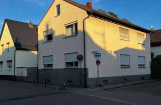 Haus kaufen in Rheingönheimerstraße 19, 67122 Altrip, Freistehendes Eigenheim - reichlich Platz für Familie