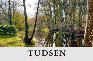 Grundstück zu kaufen in 22359 Hamburg, Reizvolles Baugrundstück direkt am Alsterlauf mit 3.227 m² Größe
