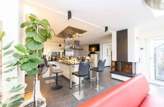 Villa kaufen in 96465 Neustadt, Großzügig Wohnen mit Ausblick! + Doppelgarage + Sauna + Terrasse + Einbauküche!