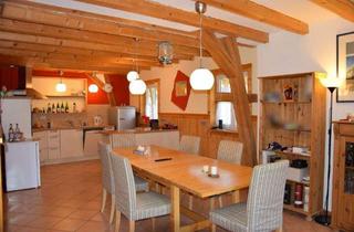 Haus kaufen in 79227 Schallstadt, Schallstadt - Für Handwerker: Zweifamilienhaus in Schallstadt-Mengen mit großem Garten