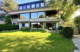 Wohnung kaufen in 40589 Düsseldorf, Düsseldorf / Himmelgeist - Charmante Etagenwohnung mit 190 m², Rheinblick, Studio und 2 Garagen in Himmelgeist