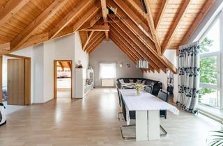 Wohnung kaufen in 74363 Güglingen, Güglingen - Charmantes Dachgeschoss mit Weitblick - vermietete 2-Zimmer-Whg. mit Potenzial zur 3-Zimmer-Wohnung