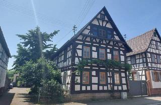 Haus kaufen in 76870 Kandel, Kandel - Gemütliches Fachwerkhaus in Kandel zu verkaufen!