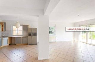 Doppelhaushälfte kaufen in 15345 Altlandsberg, Mehrfamilienhaus, Wohnhaus in Altlandsberg