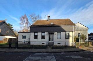 Haus kaufen in 46049 Oberhausen, Oberhausen - Freistehendes Ein- bis Zweifamilienhaus in beliebter Lage von Alstaden in direkter Nähe zur Ruhr und Ruhrpark