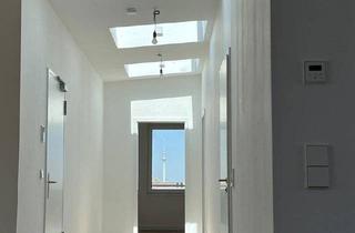 Wohnung kaufen in Weisestraße 2, 12049 Berlin, Berlin - Erstbezug Schillerkiez: Lichtdurchflutet, große Holzterrasse und Fernsehturm-Blick