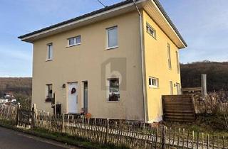 Einfamilienhaus kaufen in 66625 Nohfelden, Nohfelden - EFFIZIENT, NEUWERTIG, LEBEN IN DER NATUR, VIEL PLATZ