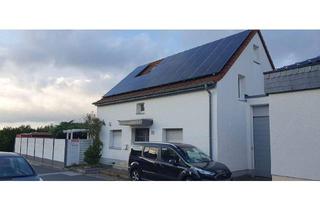 Haus kaufen in Am Markt 23, 40764 Langenfeld, Langenfeld - Modernisiertes 1 oder 2 Familienhaus in Langenfeld (Rheinland)