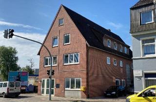 Mehrfamilienhaus kaufen in 25541 Brunsbüttel, Brunsbüttel - Mehrfamilienhaus mit 6 Wohneinheiten - Entwicklungspotenzial