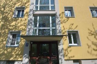 Wohnung kaufen in Colmarer Straße 3, 81379 München, München - Ideale 3,5-Zimmer-Wohnung in TOP Mikrolage mit ausgezeichneter Infrastruktur