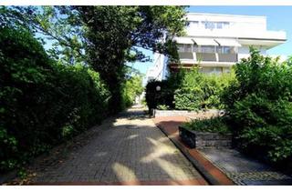 Wohnung kaufen in 53117 Bonn, Bonn - bezugsfreiezentraleruhige 2-Zi-ETW mit Balkon +++ ohne Prov