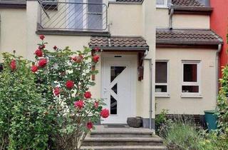 Einfamilienhaus kaufen in 56751 Polch, Polch - Geräumiges, energieeffizientes Einfamilienhaus in Polch mit Garten und großer Garage