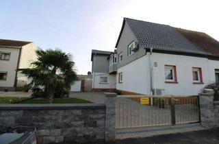 Haus kaufen in 67065 Ludwigshafen, Ludwigshafen am Rhein - Wohnträume leben: Gehobenes Zweifamilienhaus in Ludwigshafen am Rhein