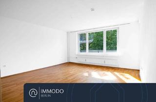 Wohnung kaufen in Am Volkspark, 10825 Berlin, Berlin - ?? Sensation am Volkspark Schöneberg - helle 2 Zimmer Balkon Wohnung mit Blick auf den Ententeich