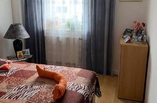 Wohnung kaufen in 86163 Augsburg, Augsburg - Attraktive 2 Zimmer Wohnung mit Balkon Top-Grundriss