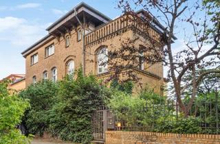 Wohnung kaufen in 14050 Berlin, Berlin - Großzügige Dachgeschosswohnung mit Dachterrasse und Garten im Berliner Westend