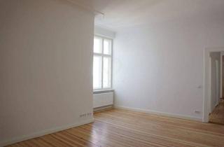 Wohnung kaufen in 10557 Berlin, Berlin - Ruhig - zentral - grün - sofort verfügbar! Altbauperle mit großem Bad und Aufzug, Nähe Tiergarten