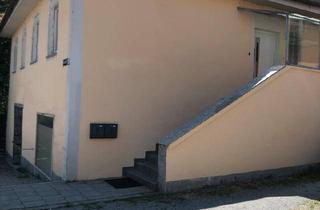 Haus kaufen in 94486 Osterhofen, Osterhofen - Zweifamilienhaus mit einem laden!!! in Stadtzentrum, Osterhofen!!