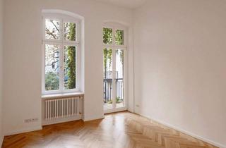 Wohnung kaufen in Kyffhäuserstraße 10, 10781 Berlin, Berlin - Barbarossakiez: Stilvolle, frisch sanierte 2-Zimmer-Altbauwohnung