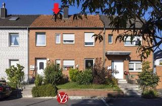 Reihenhaus kaufen in 41564 Kaarst, Kaarst / Büttgen - In gefragter Lage von Kaarst - Reihenhaus mit zwei vermieteten Wohneinheiten und 9 Wellblech-Garagen